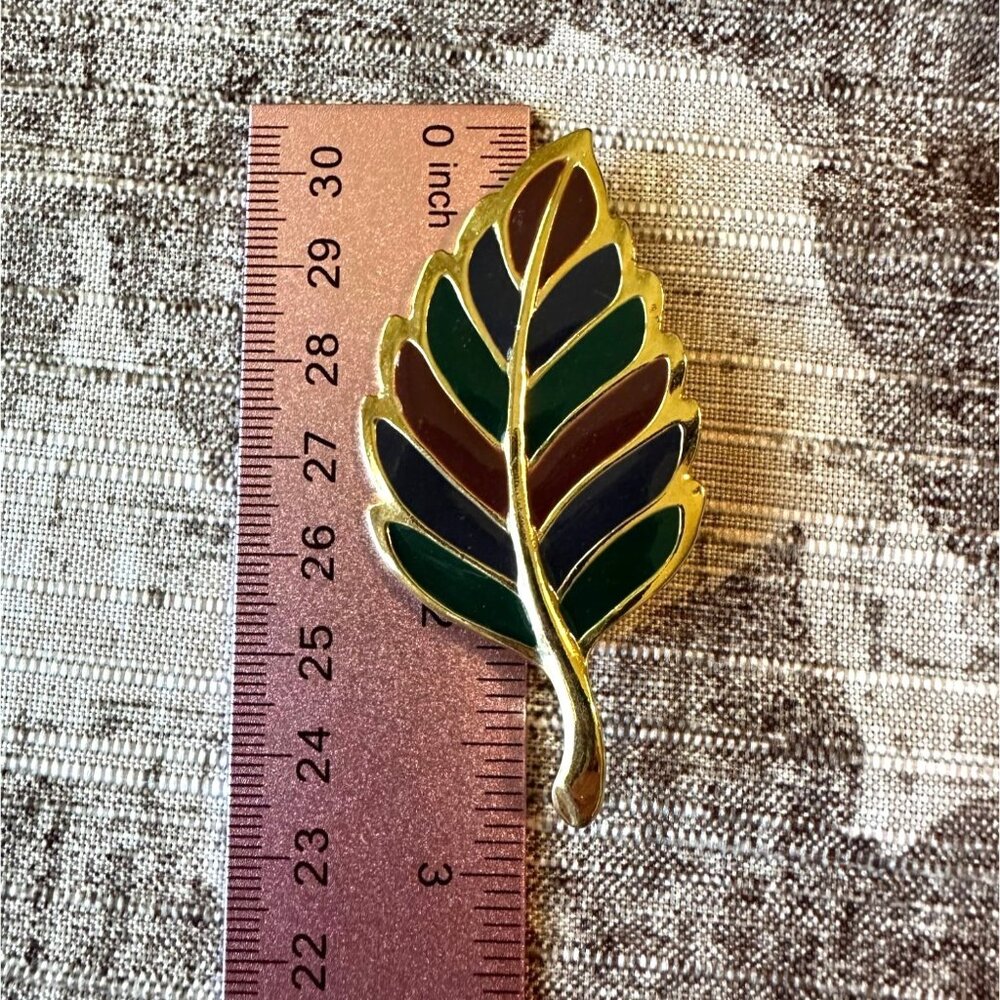 Vintage Gold-Tone Enamel Leaf Brooch Green Burgundy Navy Accents - Picture 3 of 7